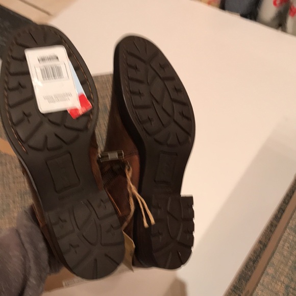 NWT BORN CHAVAL 6 Slip on ankle booties booties boots size 6 Brown Grand Canyon - Picture 5 of 8